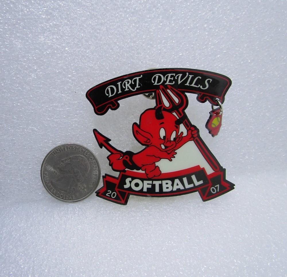 2007 Illinois Dirt Devils Softball Pin
