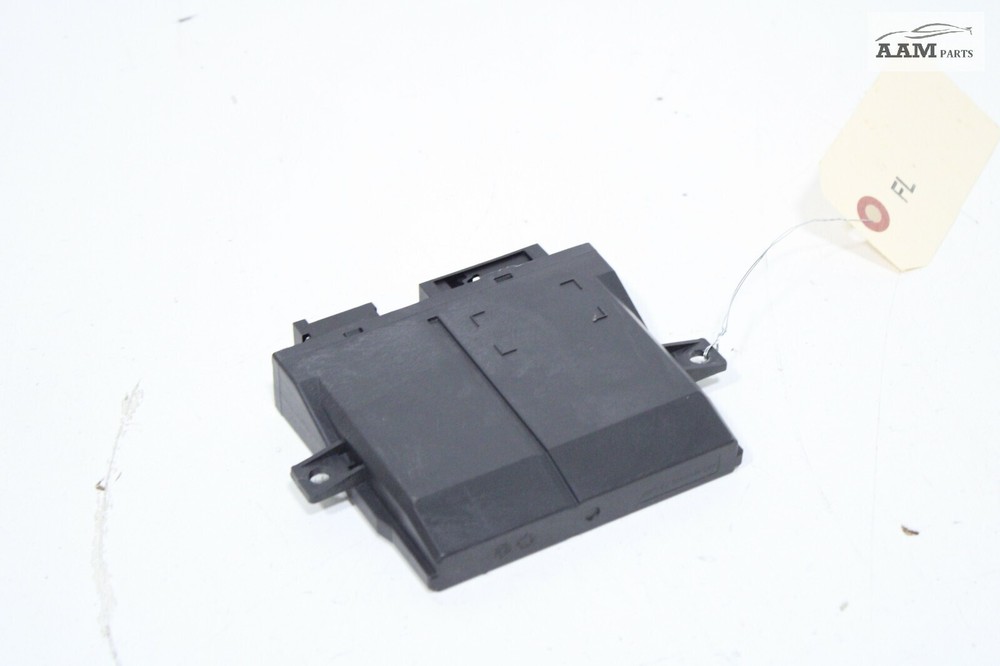 2018-2024 FREIGHTLINER CASCADIA FRONT LEFT DOOR COMPUTER CONTROL MODULE OEM