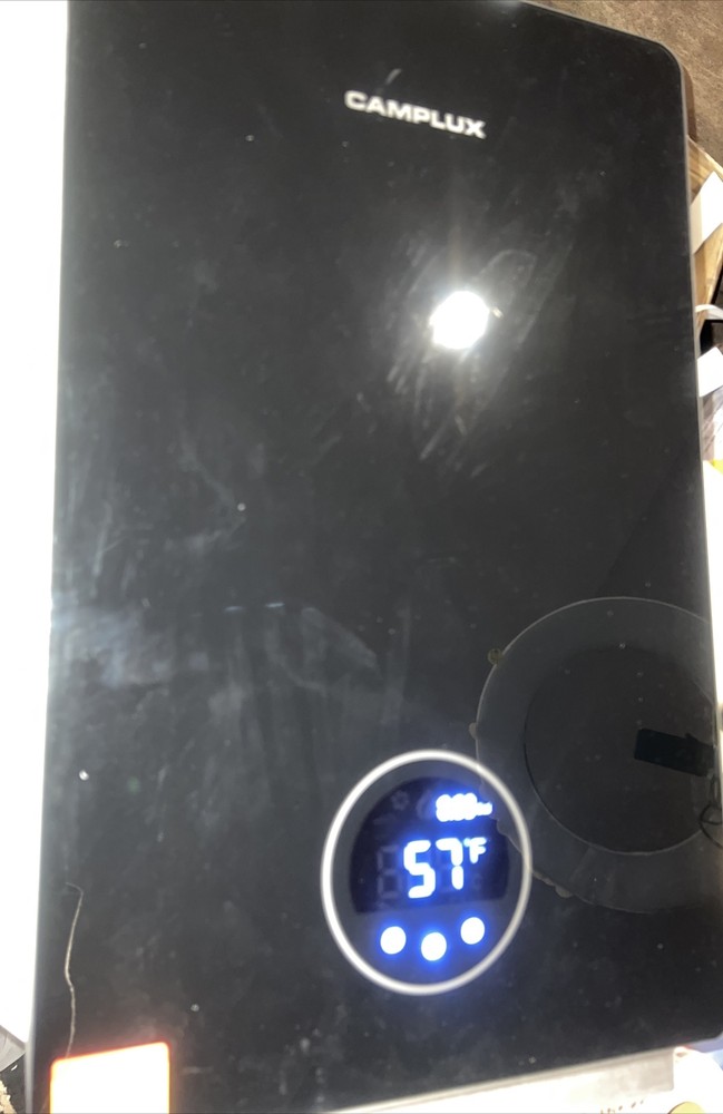 CAMPLUX CA318 Tankless Instant Hot Water Heater Natural GAS USED READ INF