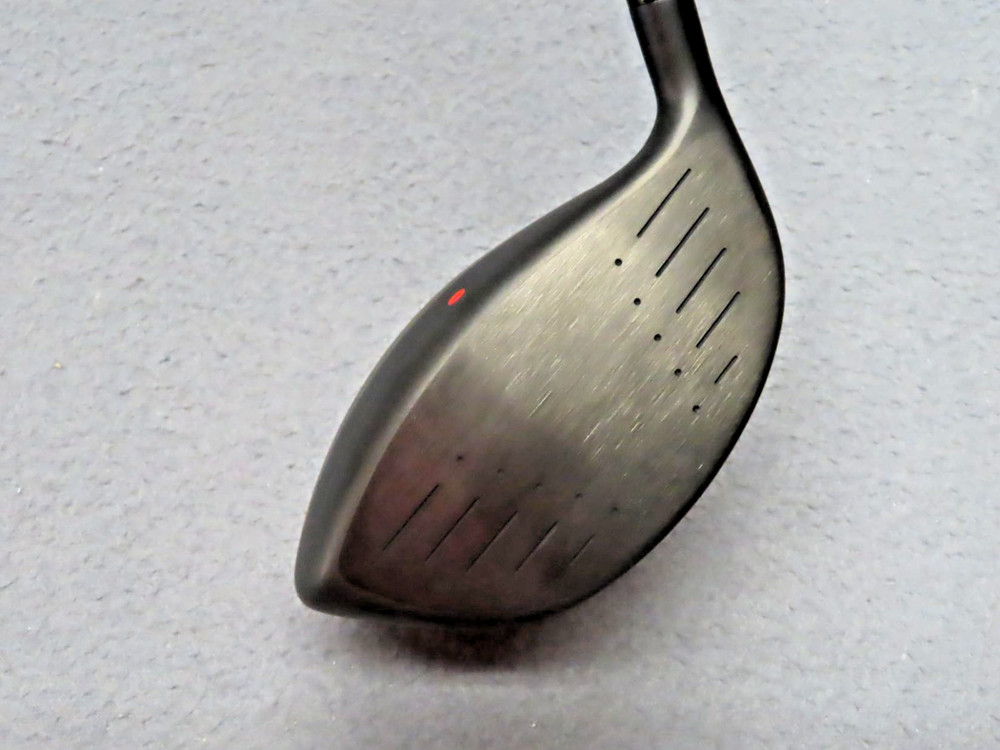 Stix 460cc Titanium 10.5* Driver Graphite Regular RH New with Scuffs