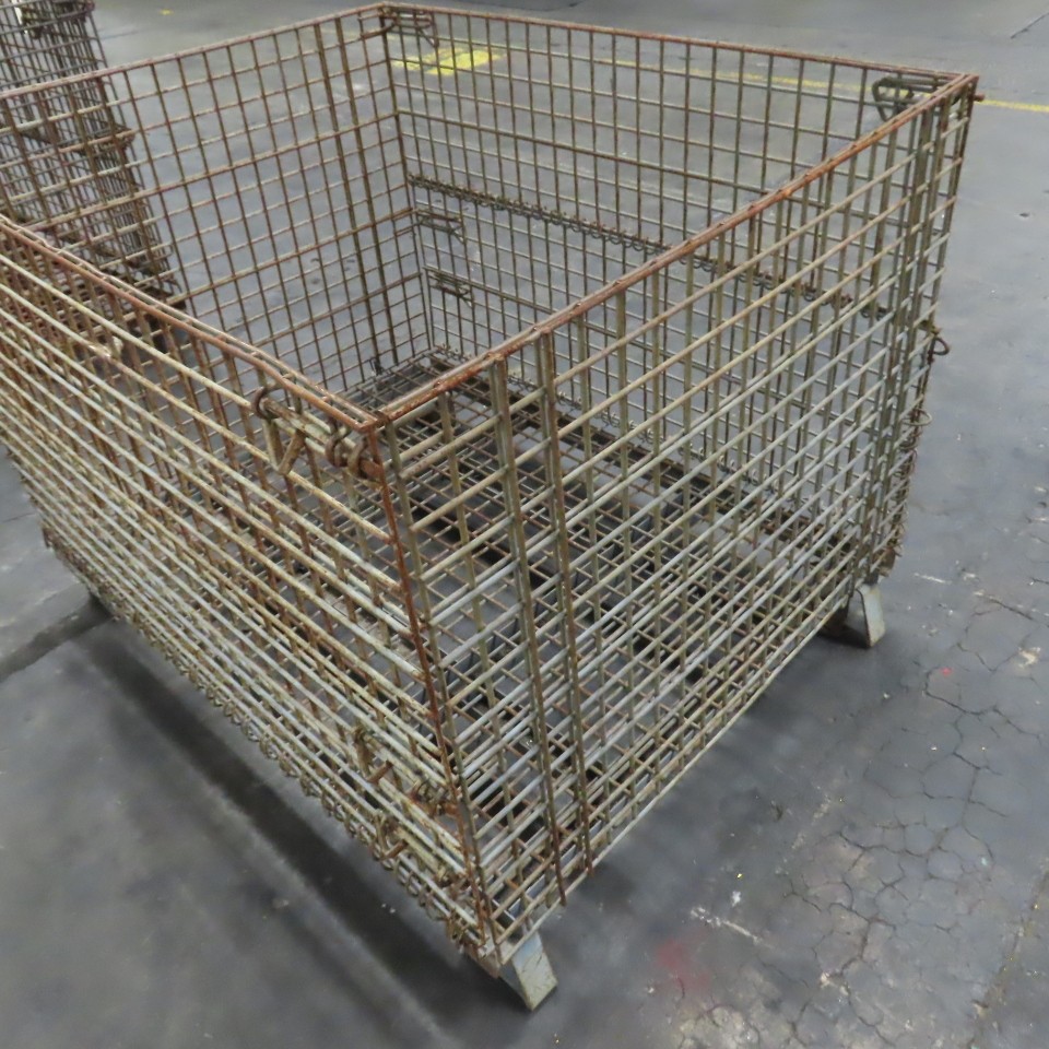Econotainer 48" x 40" x 30" Deep Steel Collapsible Stackable Wire Bulk Container