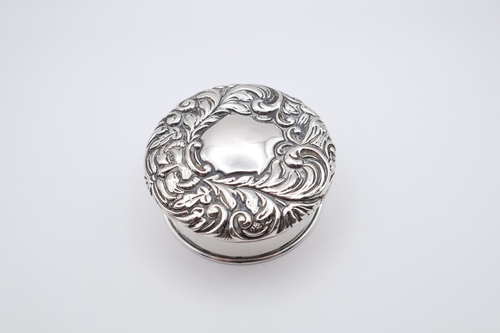 Antique Solid Silver Repousse Trinket Jewellery Box Hallmarked Chester 1899