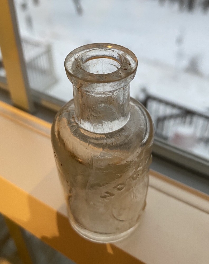 Onduline Jean Perfume Bottle