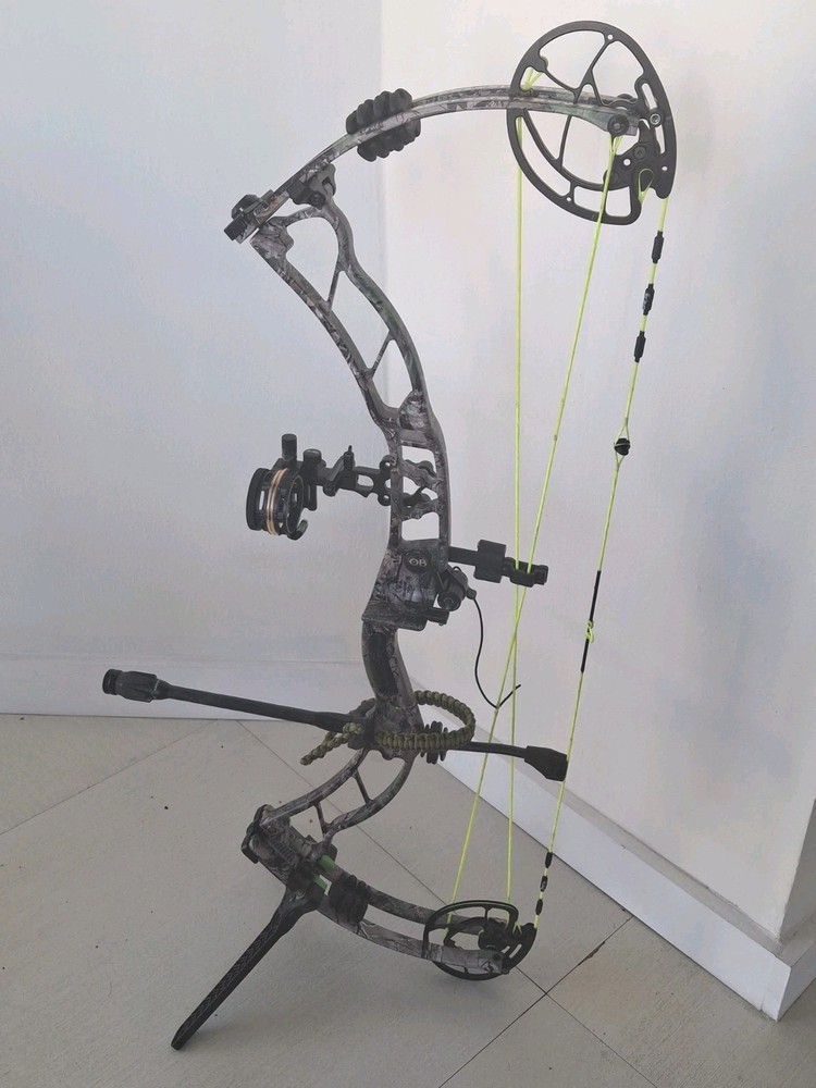 Obsession Turmoil '33. '70.RH.New strings. QAD. Stabilizer. sight.