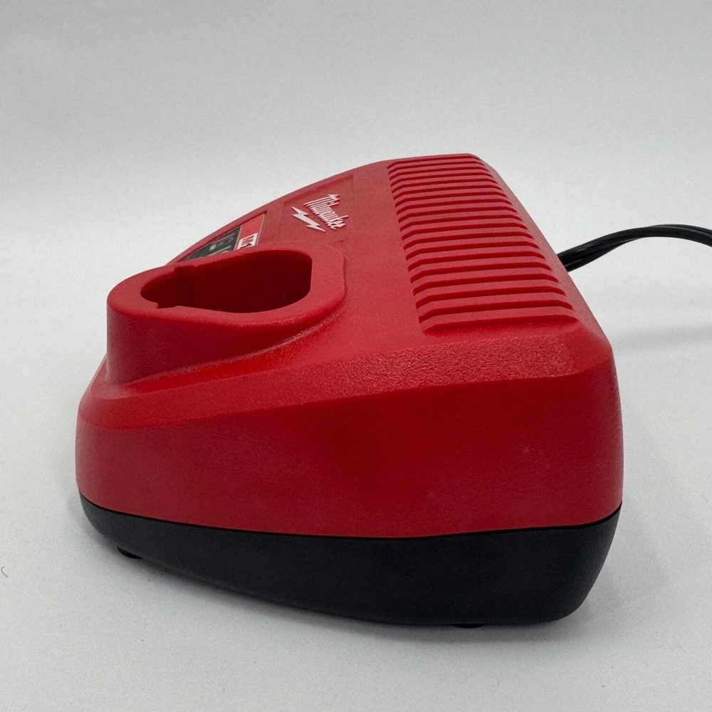 Milwaukee 2401-20 M12 12V Screwdriver