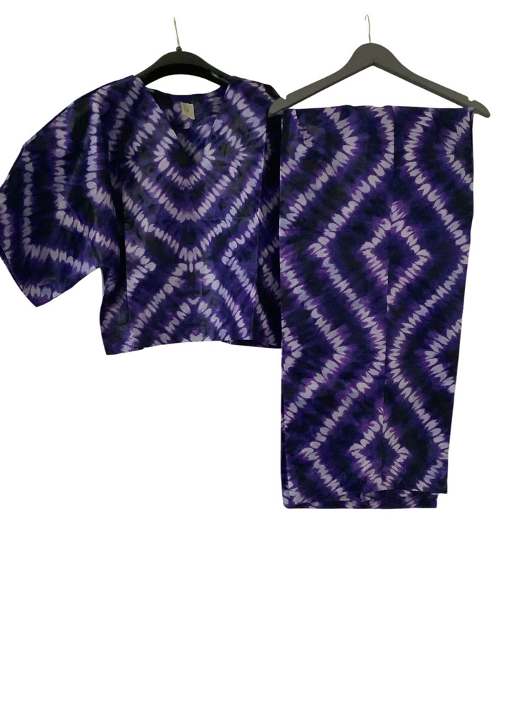 VERY UNIQUE  KAMPALA.    2-PC Beautiful . Fit  Size 12, 14, 16