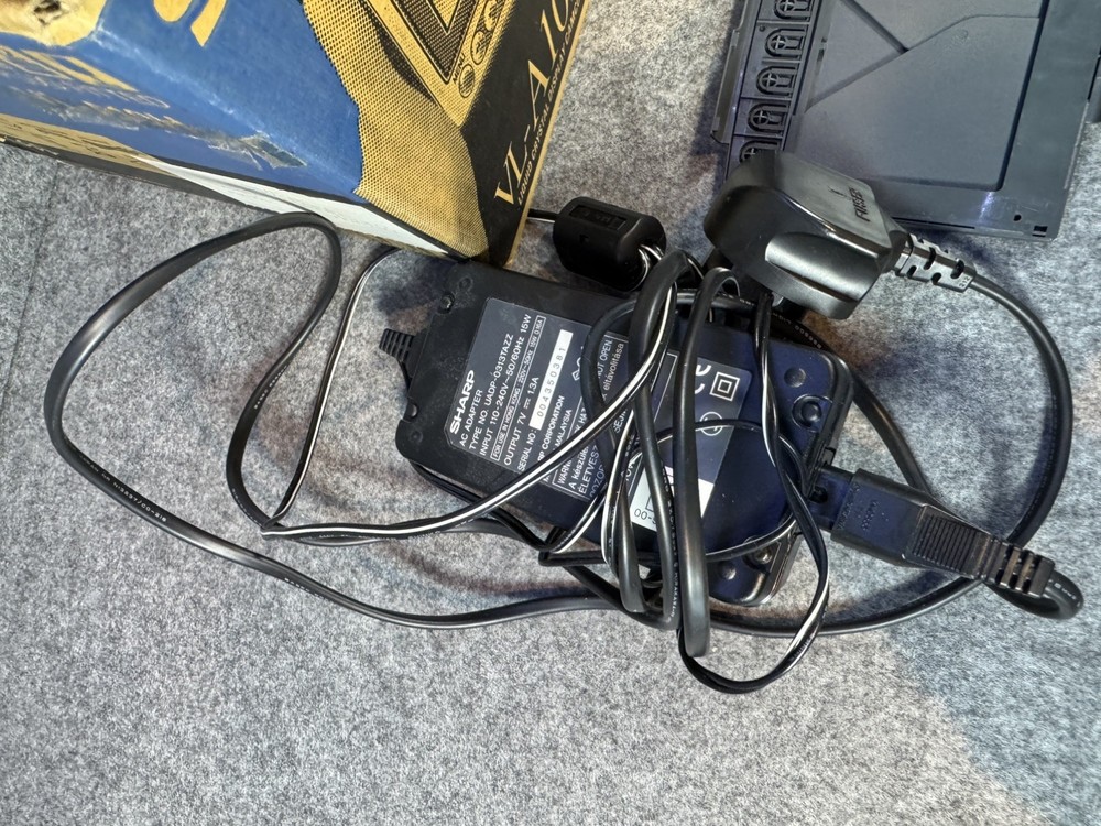 SHARP VL-A10H CAMCORDER tested and working.