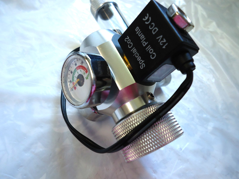 AQUARIUM CO2 REGULATOR