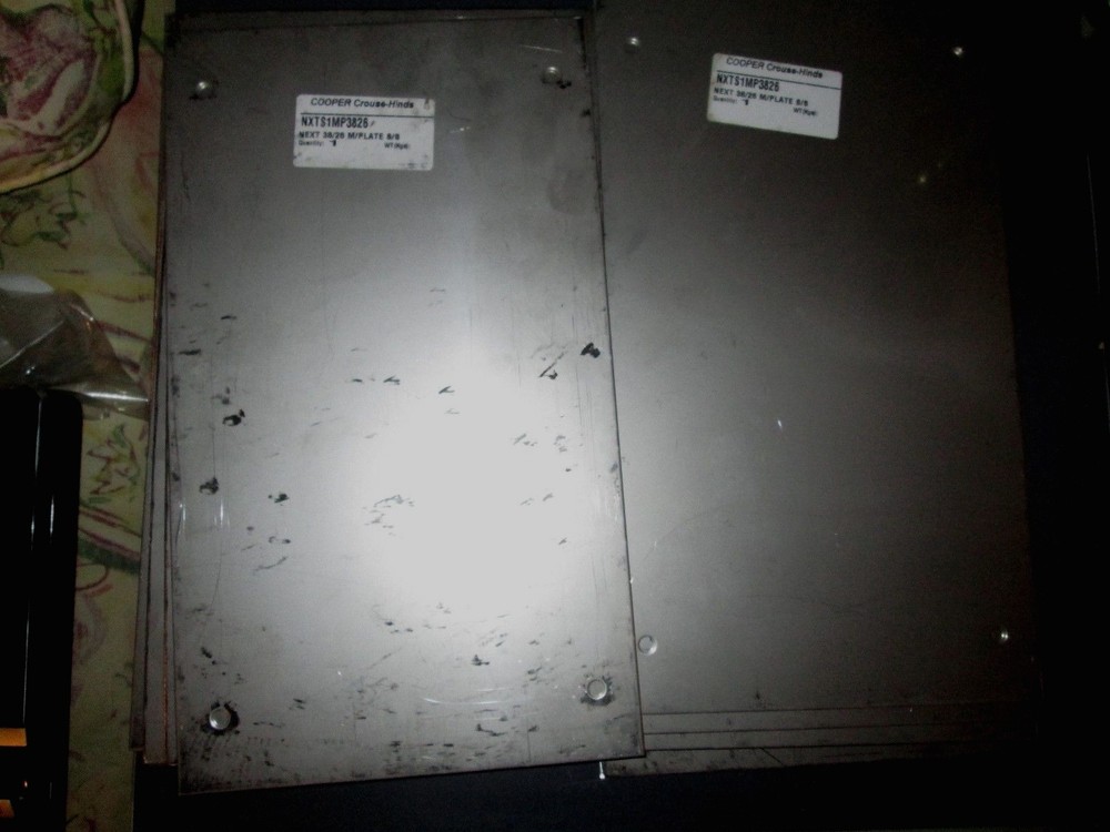 Cooper Crouse-Hinds mounting plate SS NXTS1MP3826