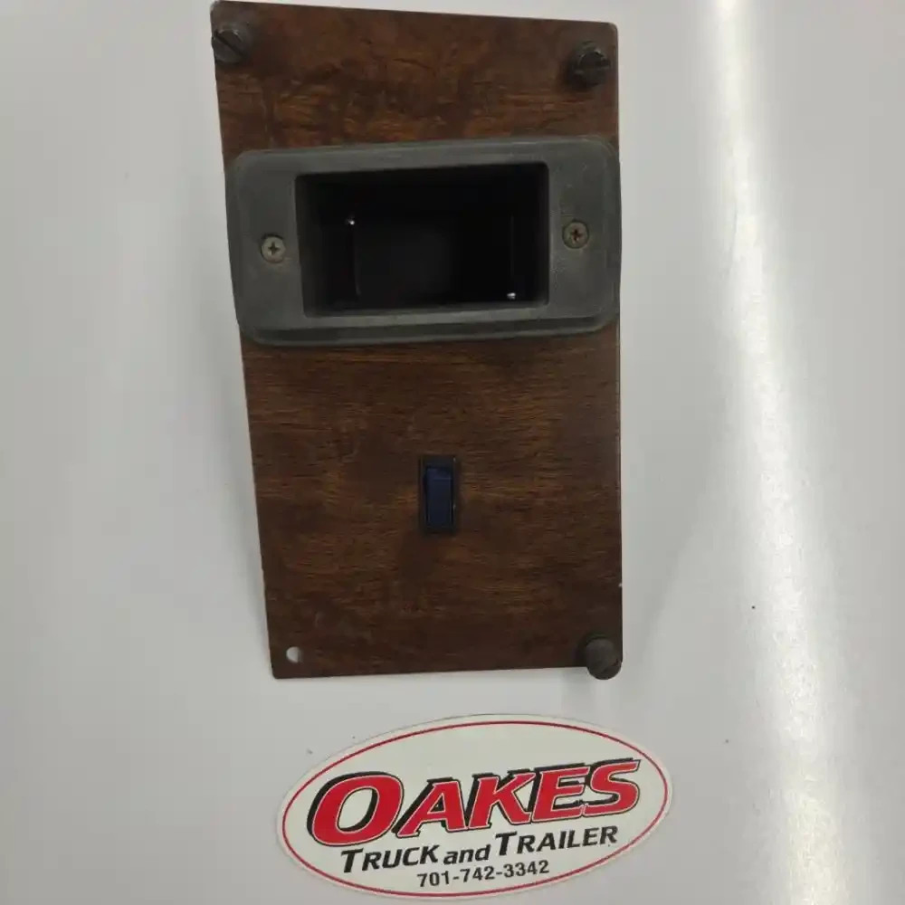 1989 Peterbilt 375 Dash Panel LH- 17-02748