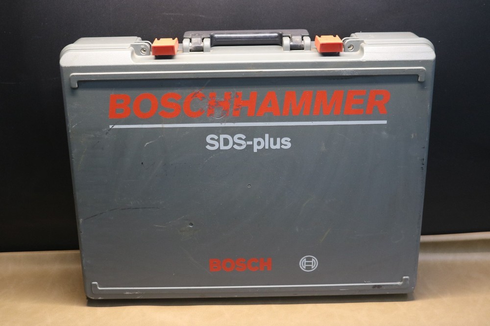 Bosch 11236VS Rotary Hammer Drill with case and bits