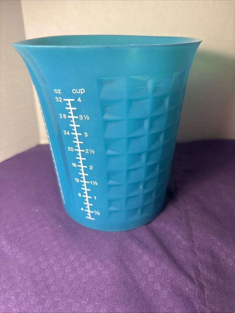 KOCHBLUME 4-Piece Silicone Measuring Cup Set Teal