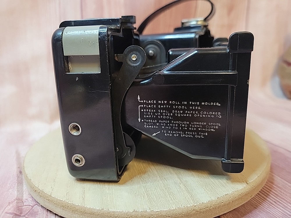 BROWNIE HAWKEYE CAMERA FLASH MODEL KODAK