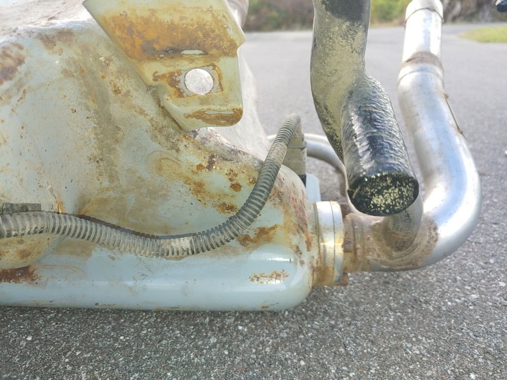 FORD CROWN VICTORIA FIRE SUPRESSION SYSTEM MAIN TANKS