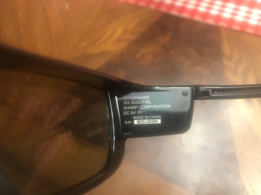 5 Glasses 3 D Rechargeable