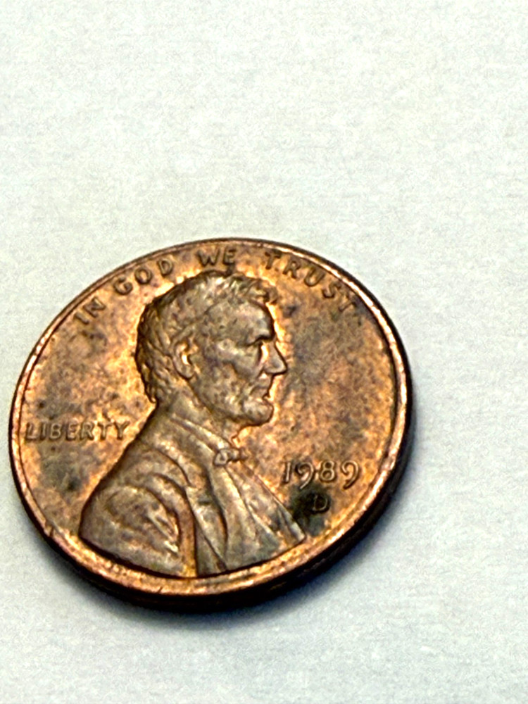 1989 D Red Brown Lincoln Penny  (w)