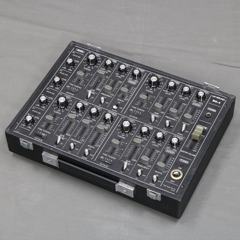 ULT-SOUND DS-4 PERCUSSION SYNTHESIZER [812020]