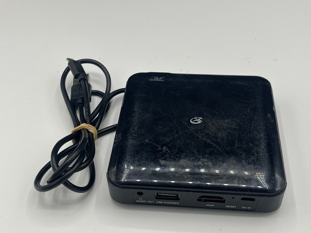 GPX Micro Projector PJ808B