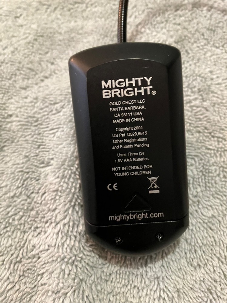 Mighty Bright XtraFlex2 LED Book Light 3 AAA Batteries included