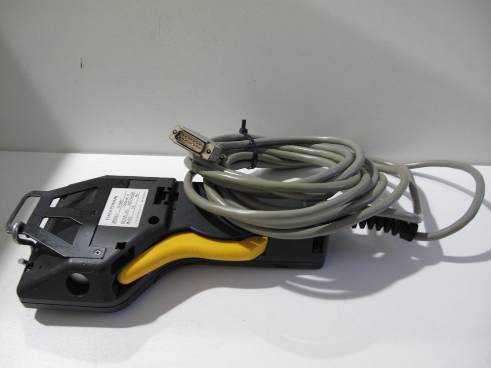 TOSHIBA MACHINE TP1000 TEACH PENDANT