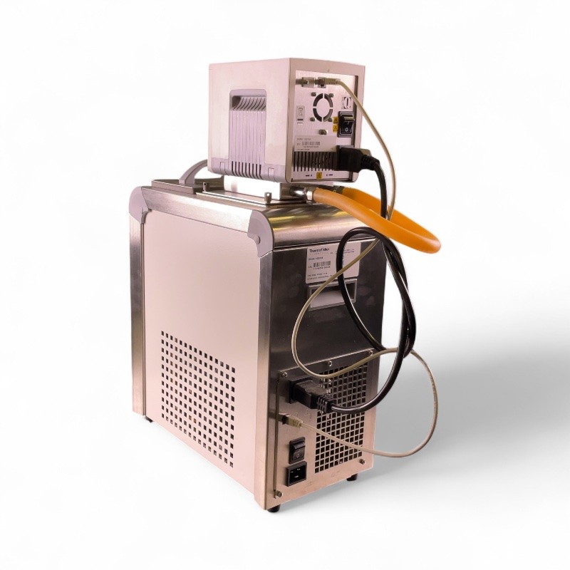 Thermo Scientific Haake A10 Recirculating Chiller with Haake SC 100 Controller