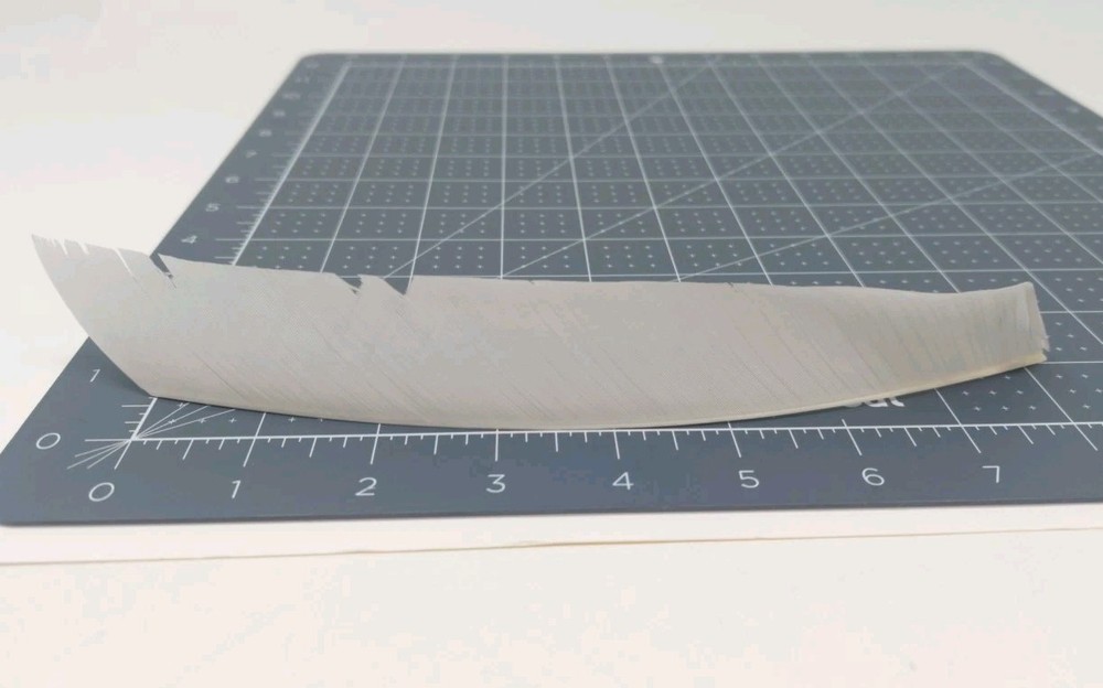 100 Pack Bullseye Feathers FULL LENGTH 9" Right Wing: Solid Silver Gray