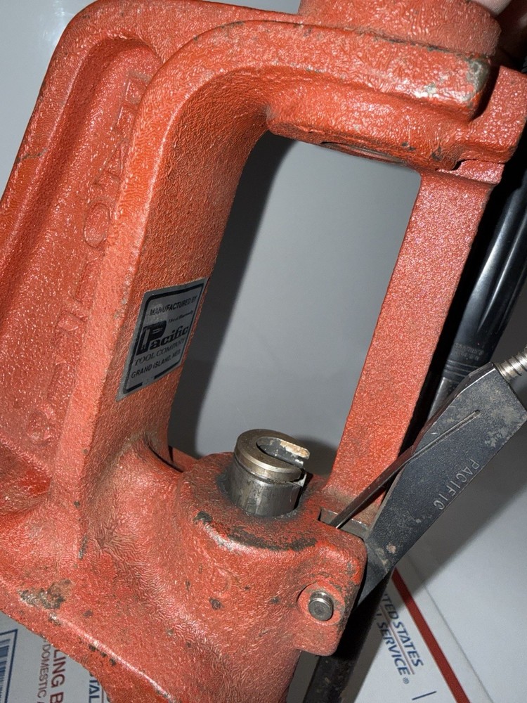 Pacific/Hornady Multi-Power Single Stage-Reloading "O" Press