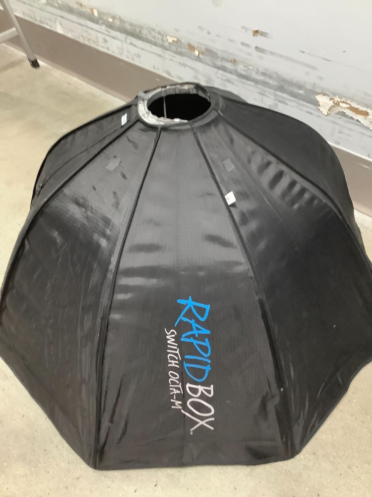 Westcott Rapid Box Switch Octa-L Softbox 48"- Fair condition; Missing one inner