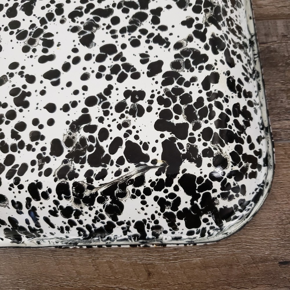Crow Canyon Enamelware Medium Rectangular Tray Baking Pan Black & White Splatter