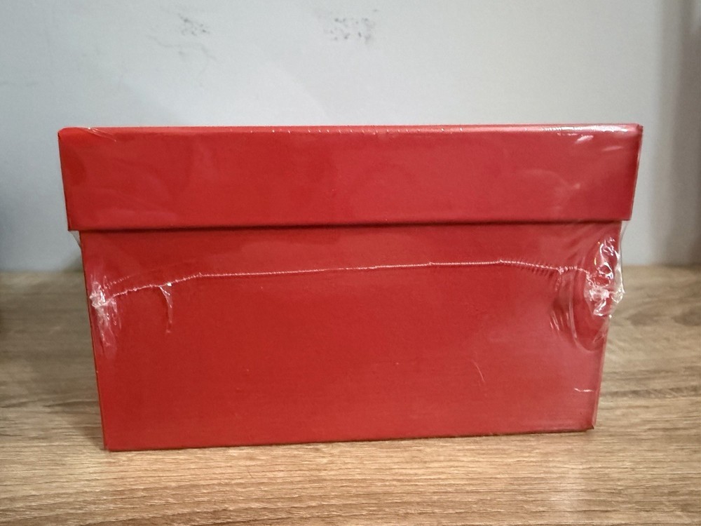 Creatology Valentine’s Day Small Mailbox – Red Decorative Craft Mailbox