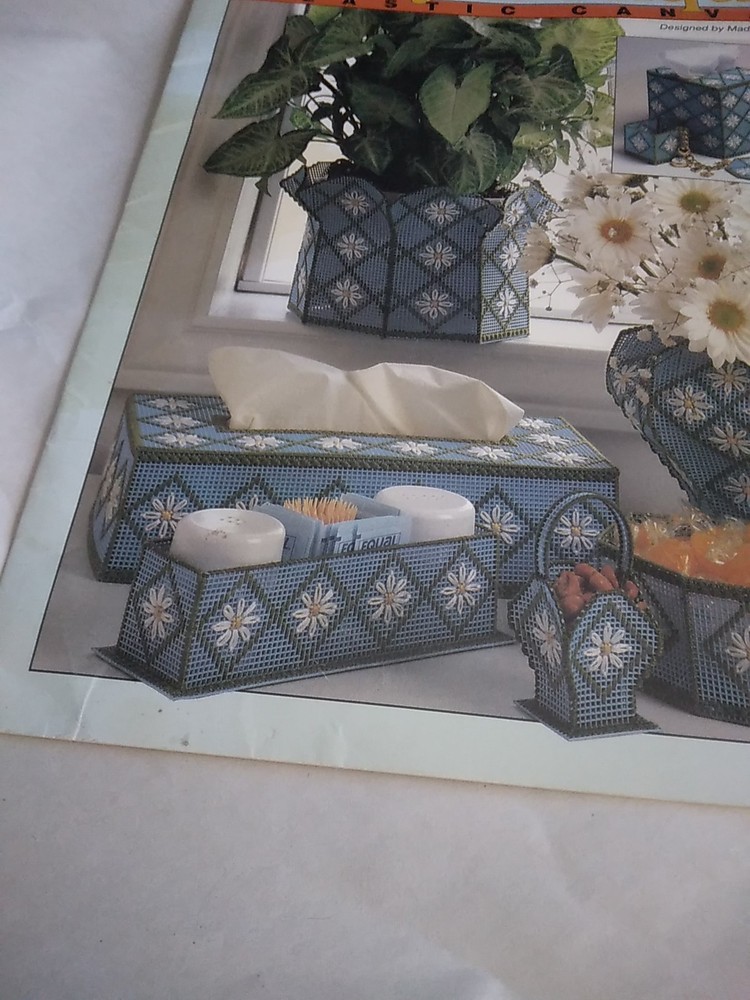 Daisy Bouquet Plastic Canvas Pattern Booklet 89Ph7 Tissue Box Planter Basket