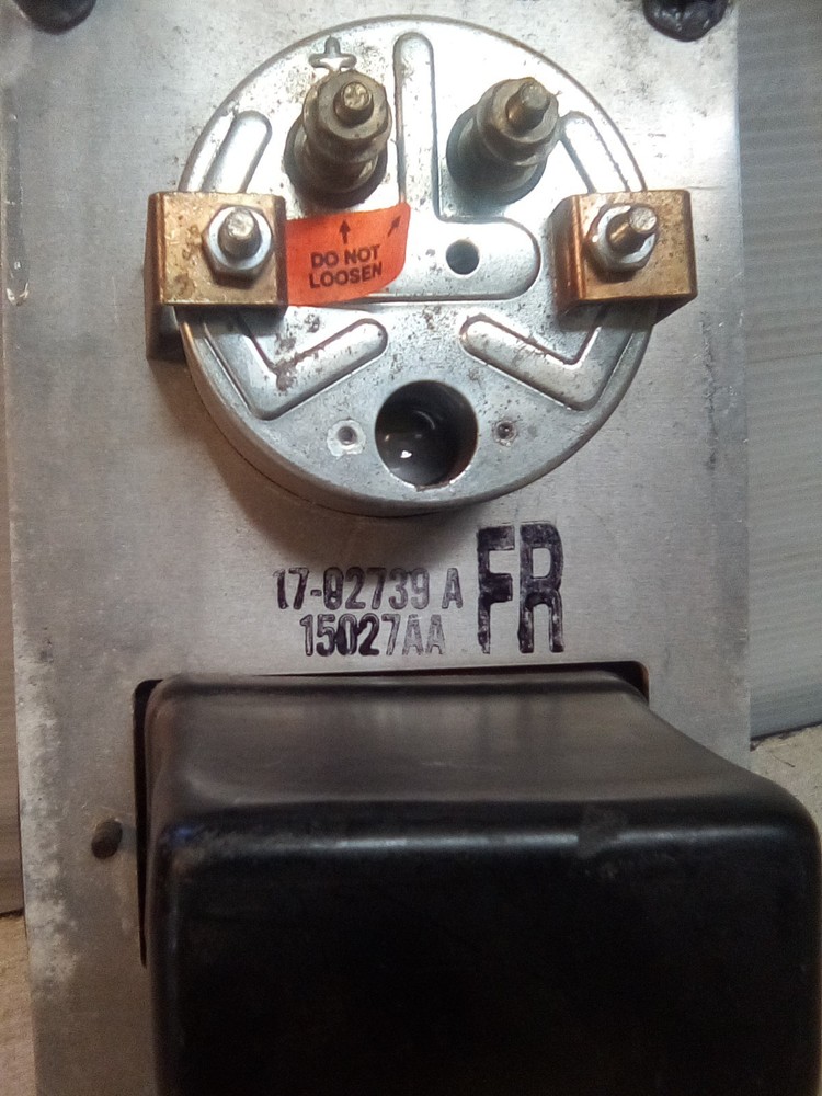 1999 Peterbilt 385 17-02739 Gauge Panel Dash Panel