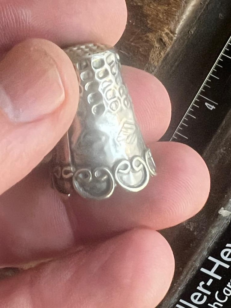 Awesome Sterling Silver Sewing Thimble (H2023H)