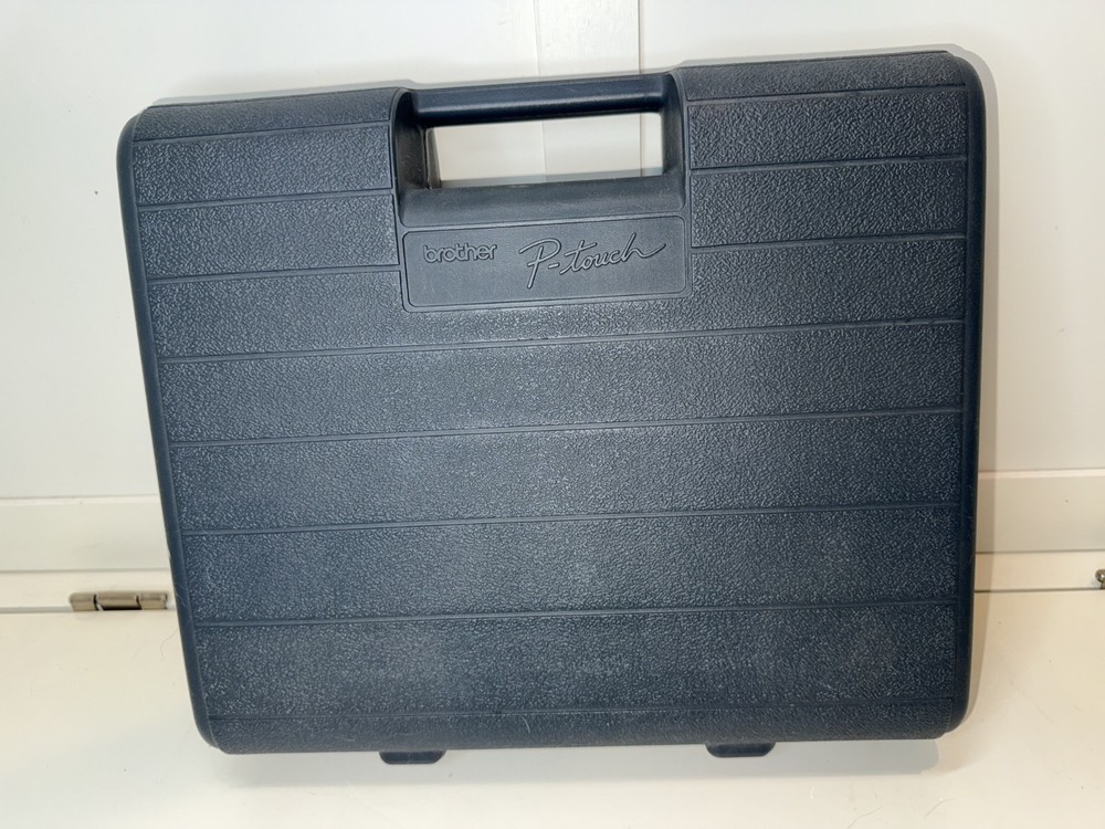 Brother PT-1800(SP)Label Maker + Hard Case
