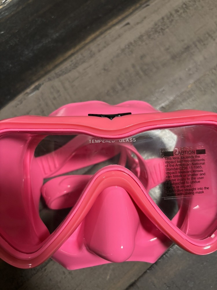 swim snorkel goggles
