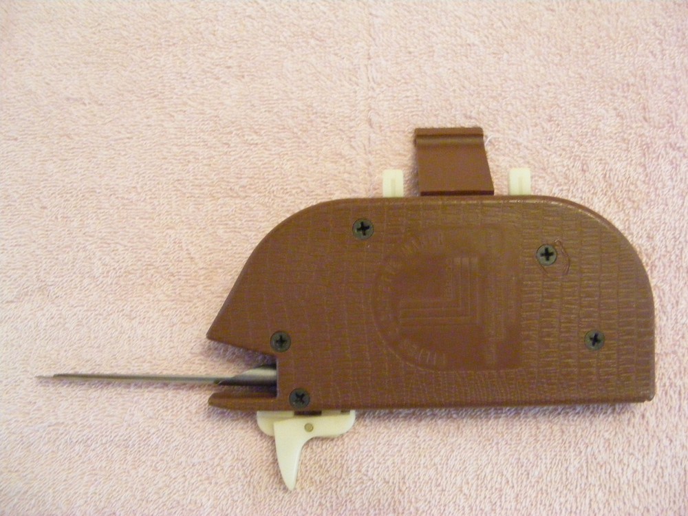 BROWN AND WILLIAMSON FILTER CIGARETTE MAKER
