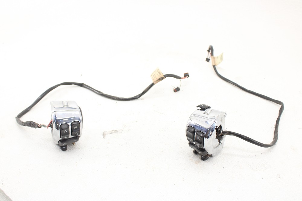 14-17 Harley Davidson Electra Ultra Limited Right/Left Control Switch Pack