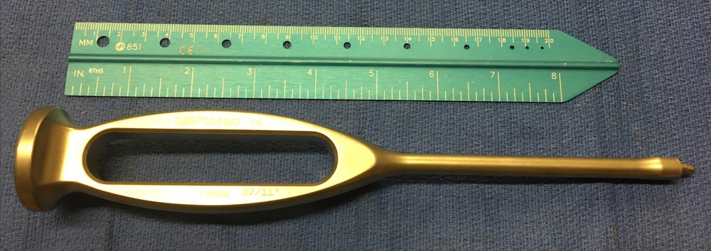 Corail D257005100 Summit Retaining Inserter