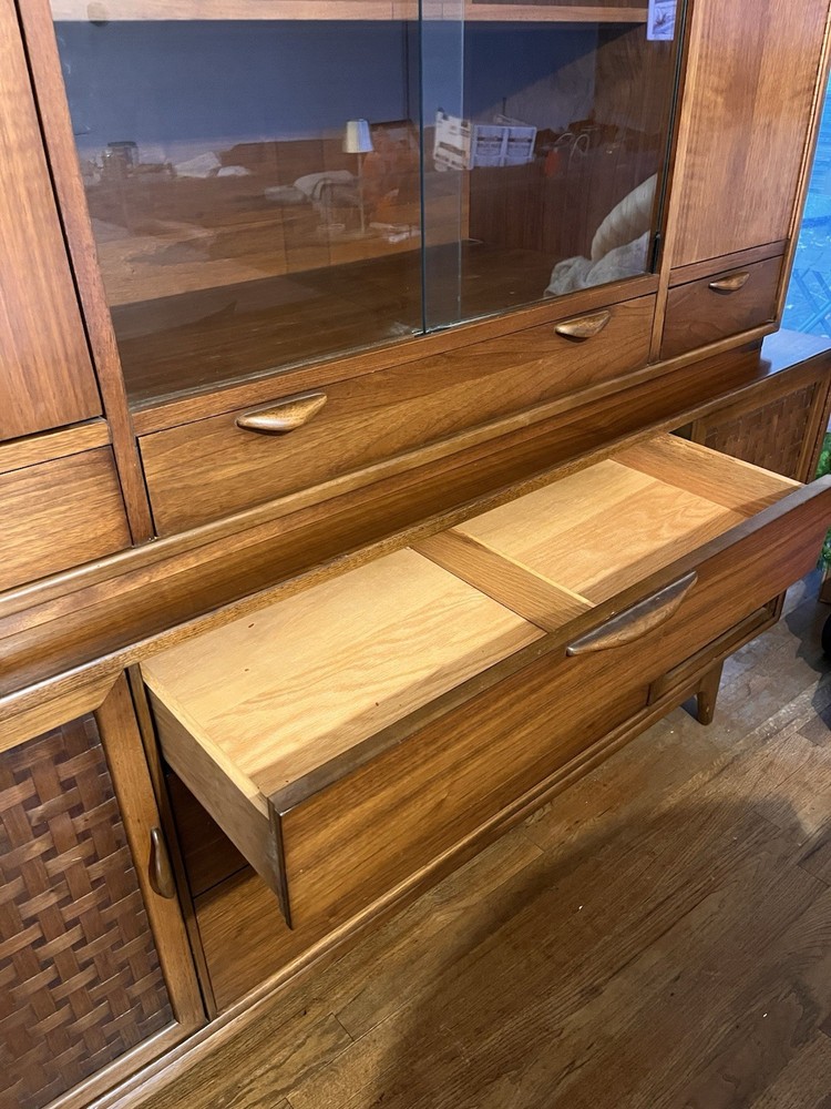 🪑 Lane “Perception” Mid-Century Modern Hutch & Buffet – 2-Piece Set