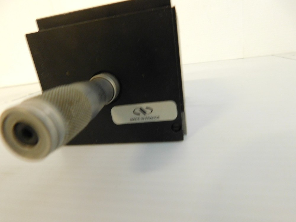 *JM* NEWPORT MVN80 VERTICAL LINEAR STAGE TOOL (MCE173)