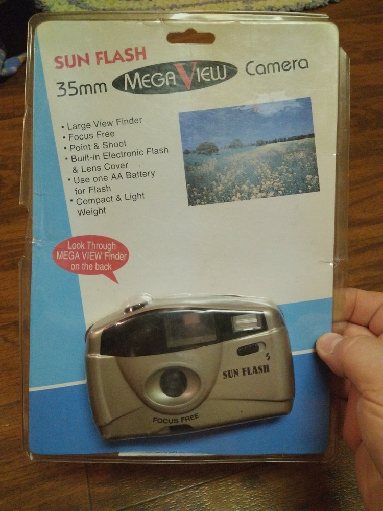 Vintage Sun Flash 35mm Mega View Camera