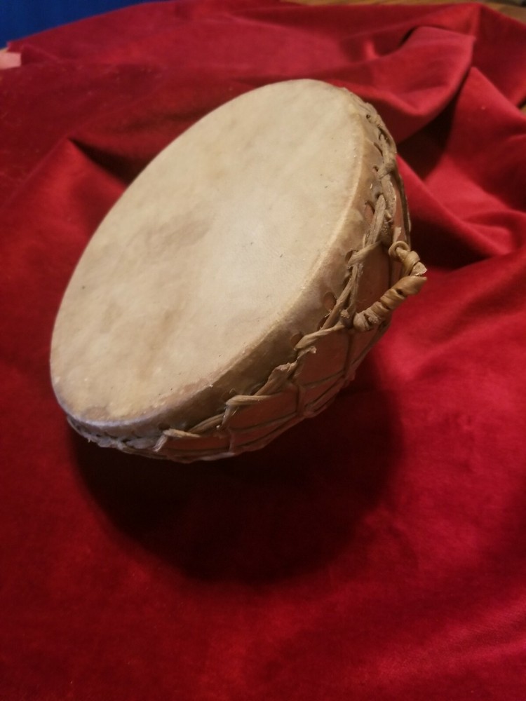 Drum, animal skin Hand Drum Vintage