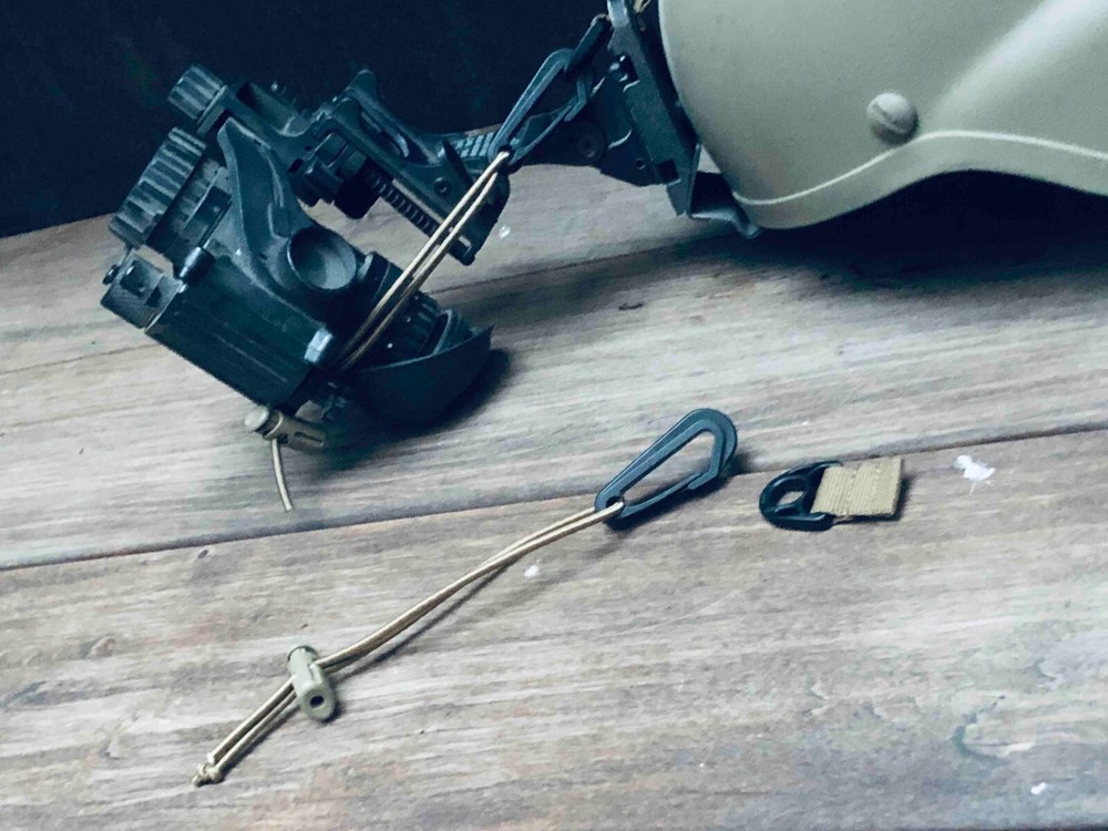 Tactical AN/PVS-14 Night Vision Lanyard System.