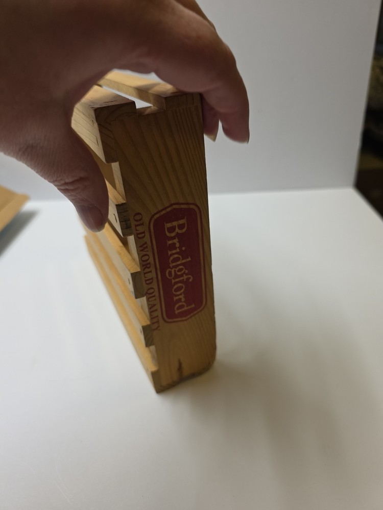 Small/medium Bridgford Box