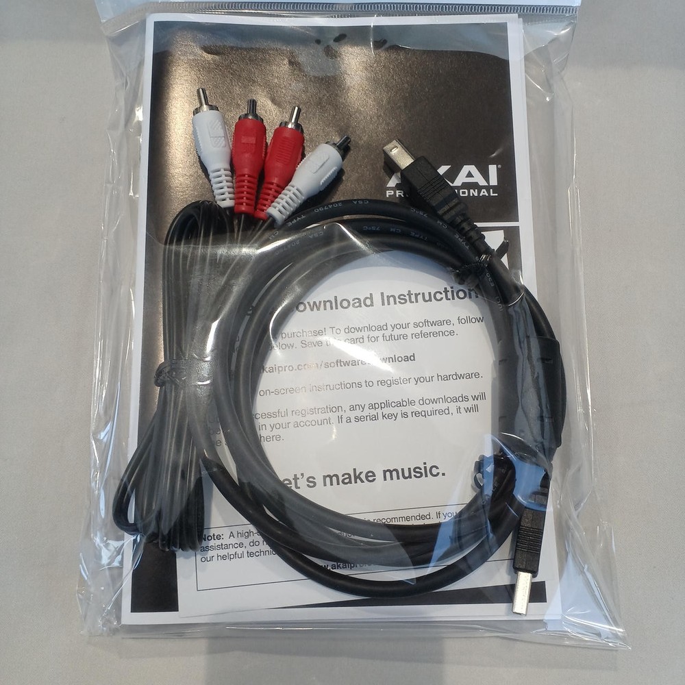 AKAI BT500 Bluetooth Turntable Tested Working No Power Adapter