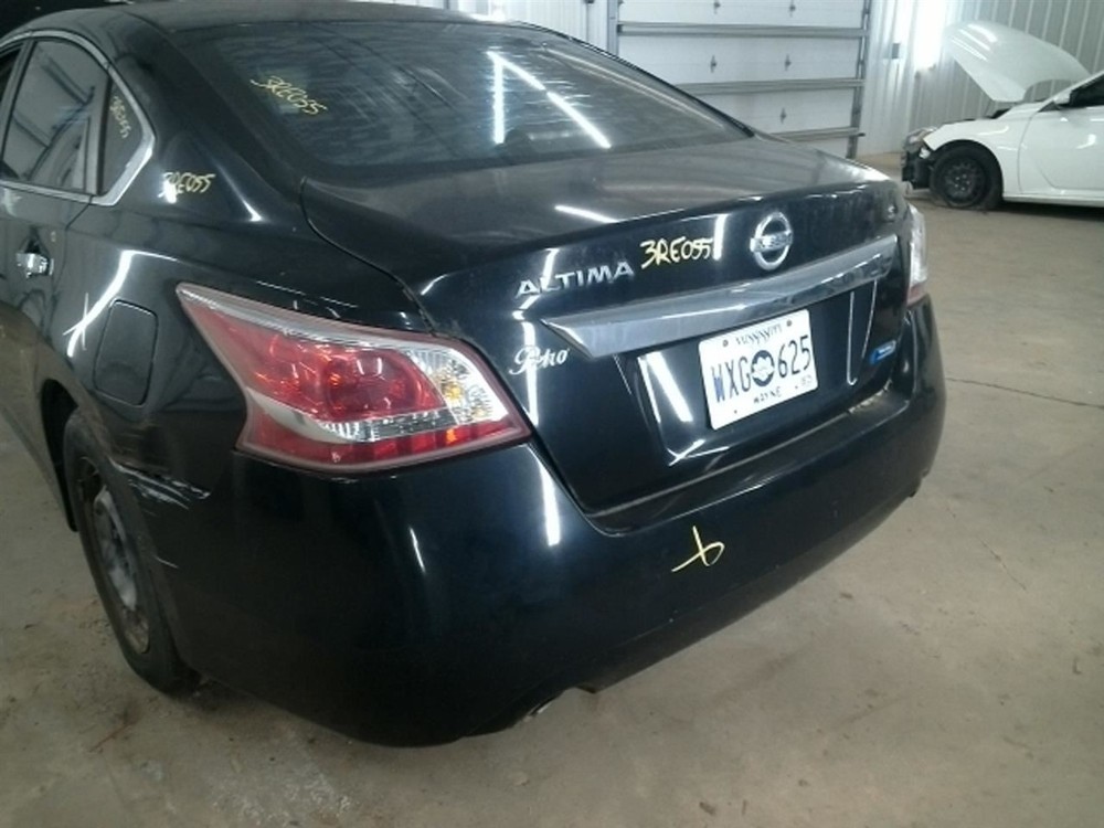 ALTIMA 2013 Fuse Box Cabin 104851254