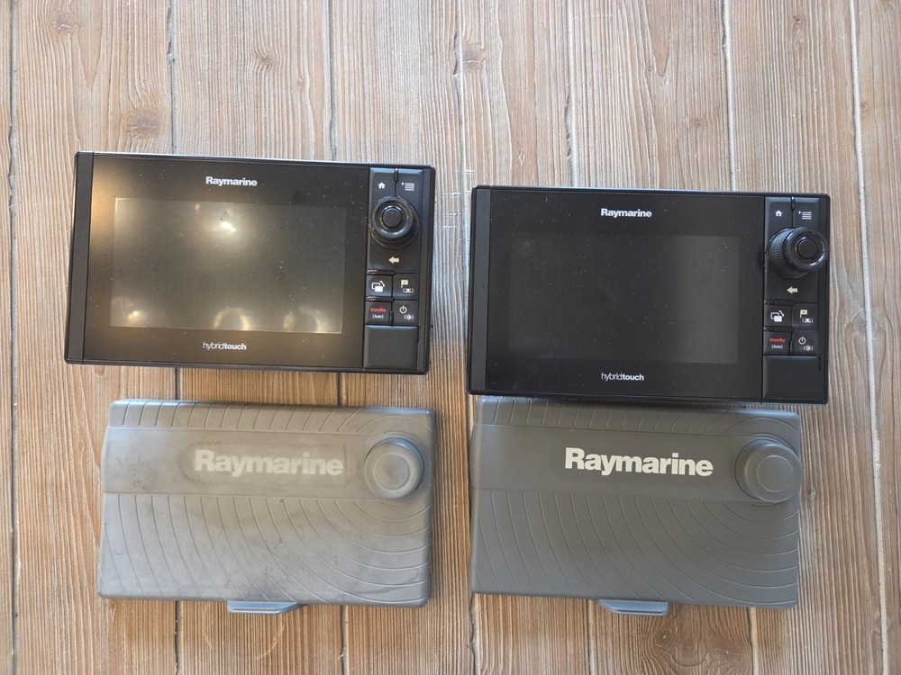 Raymarine Hybrid Touch ES Chart Plotters 7"