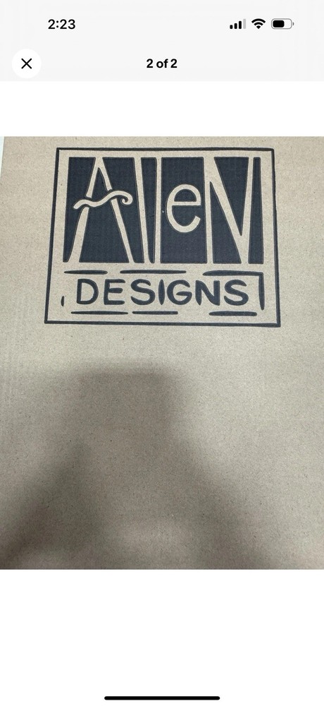 allen designs clock dog