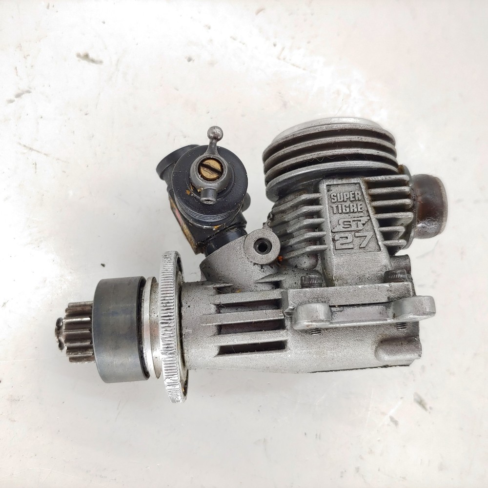 Vintage Super Tigre ST 27 Nitro Engine from Duratrax Warhead (Untested)