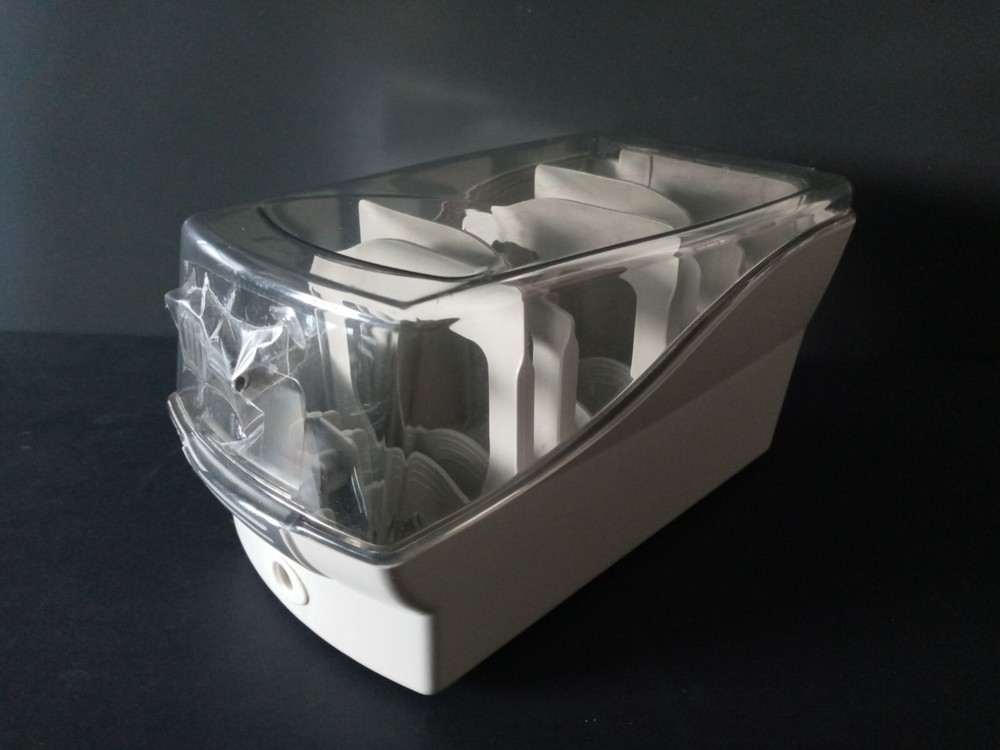 FELLOWES 3.5" Floppy Disk Holder Vintage Storage Box with Key